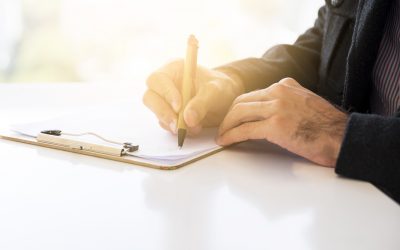 Mantén actualizado tu testamento para proteger tu legado.